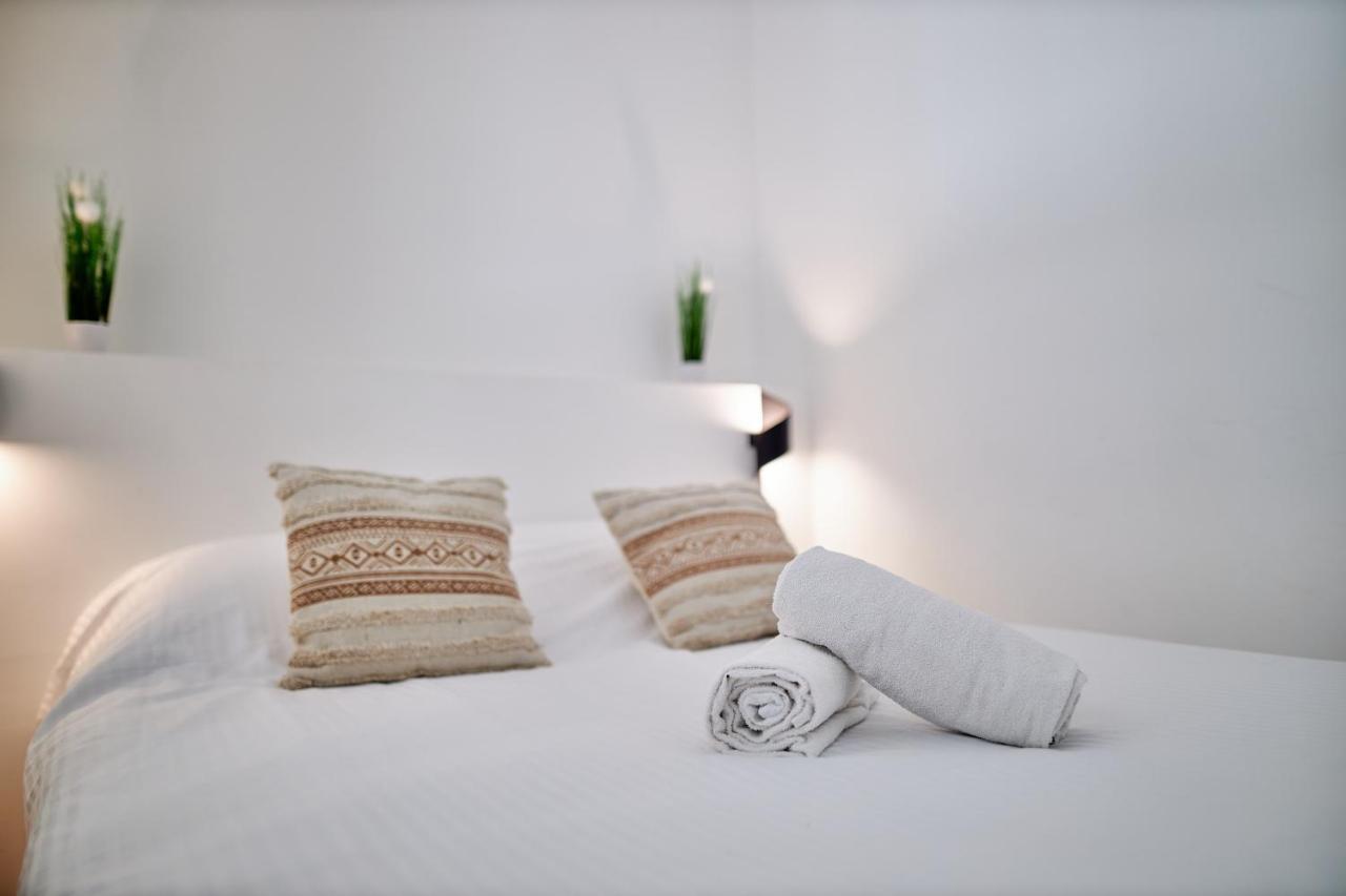 Le Colonel - Terrasse Parking Gratuit Apartment Reims Exterior foto
